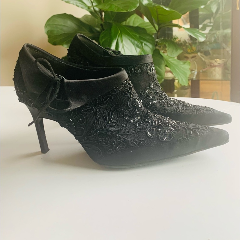 Badgley Mischka Embellished Heeled Ankle Boots Women Sz EU 37.5 Black Old Money